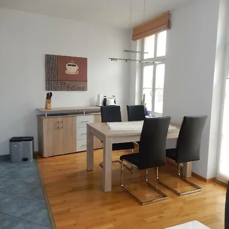 아파트 Bellevue 6 *